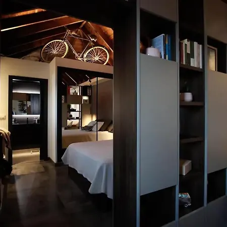 Komodo Gran Poder - Penthouse With Private Pool And Cozy Twin Bedroom Central Apartment Sevilha Exterior foto